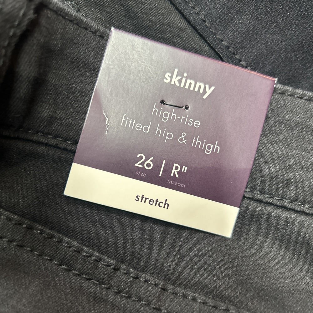 Women's High-Rise Skinny Jeans Ava & Viv Black Denim Size 26 Heavyweight - Picture 7 of 8